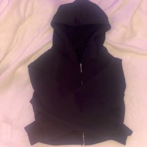 shein black cropped zip up hoodie🤍